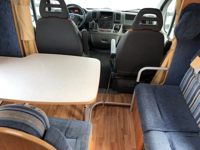 CHAUSSON WELCOME 17 - interni