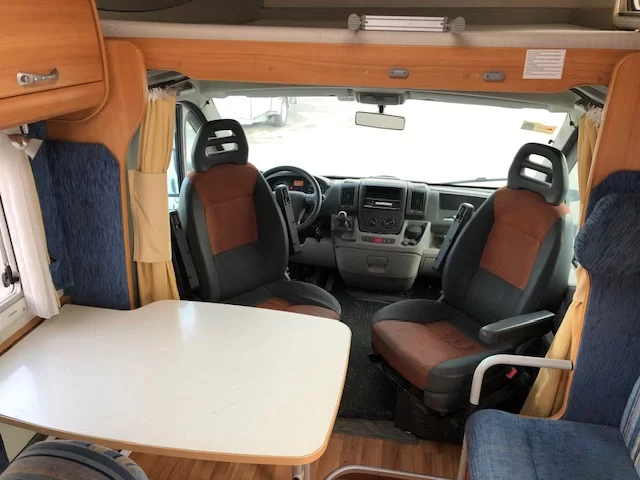 CHAUSSON WELCOME 17 - interni